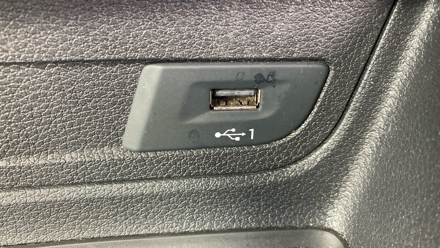 Used Audi Q2 2020 for sale - 78201780: Photo 36