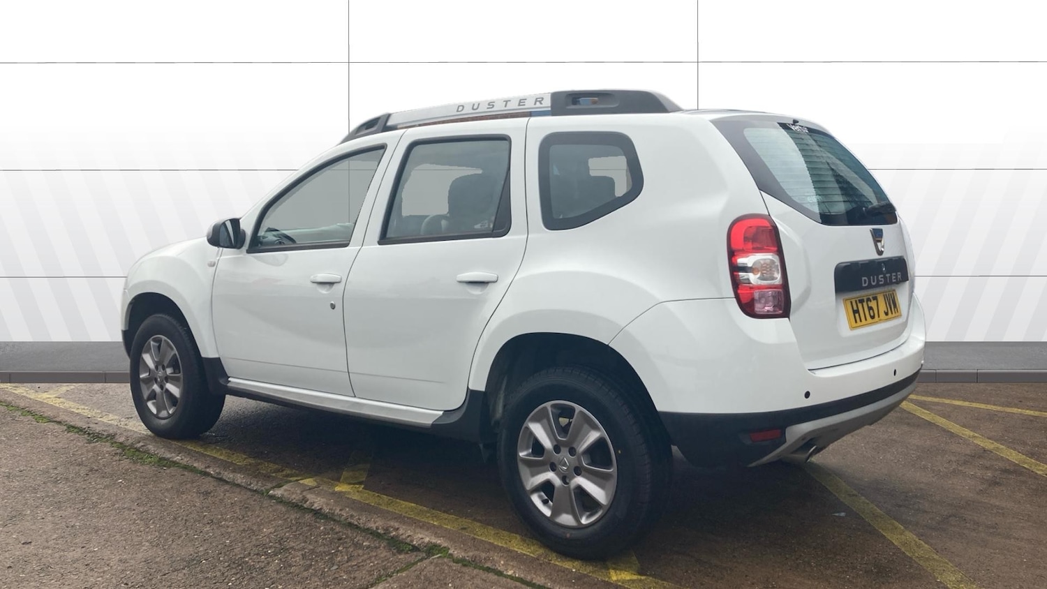Used Dacia Duster 2018 for sale - 77063836: Photo 2