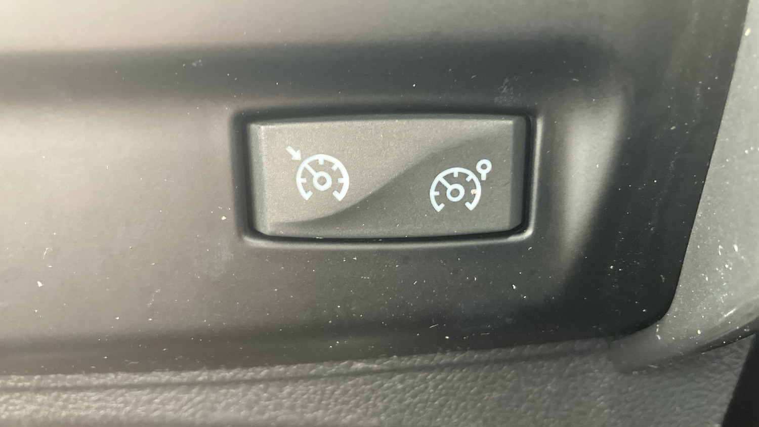 Used Dacia Duster 2018 for sale - 77063836: Photo 25