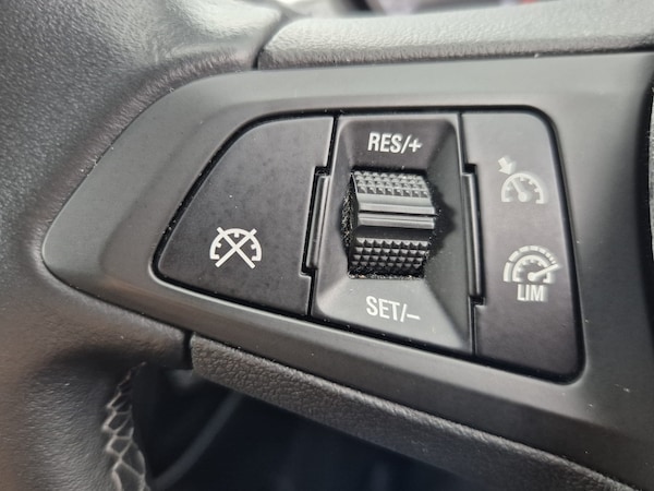 Used Vauxhall Corsa 2018 for sale - 76064982: Photo 10