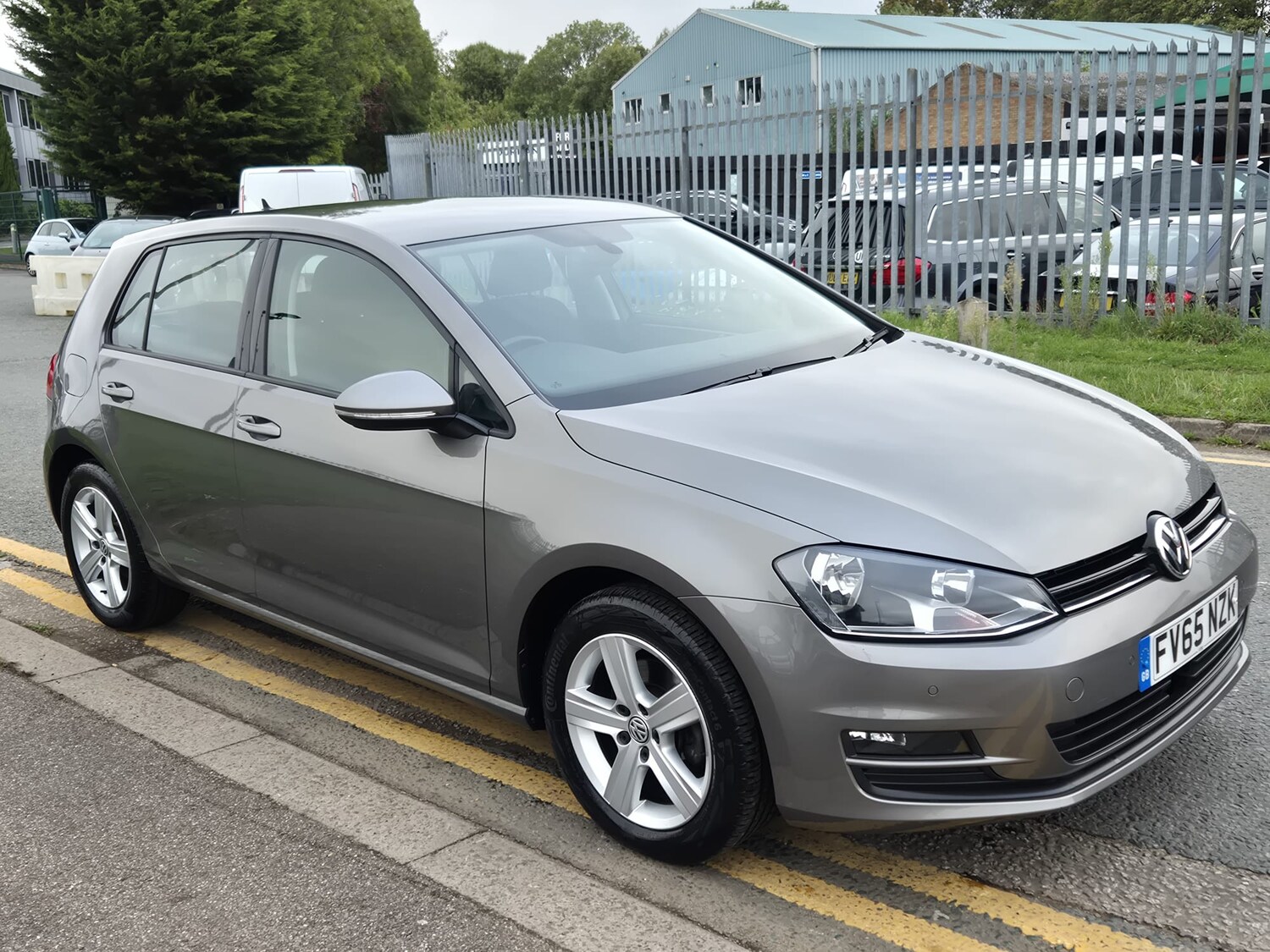 Used Volkswagen Golf 2015 for sale - 75912603: Photo 24