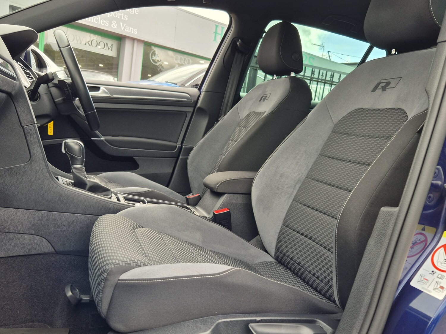 Used Volkswagen Golf 2018 for sale - 75908570: Photo 13