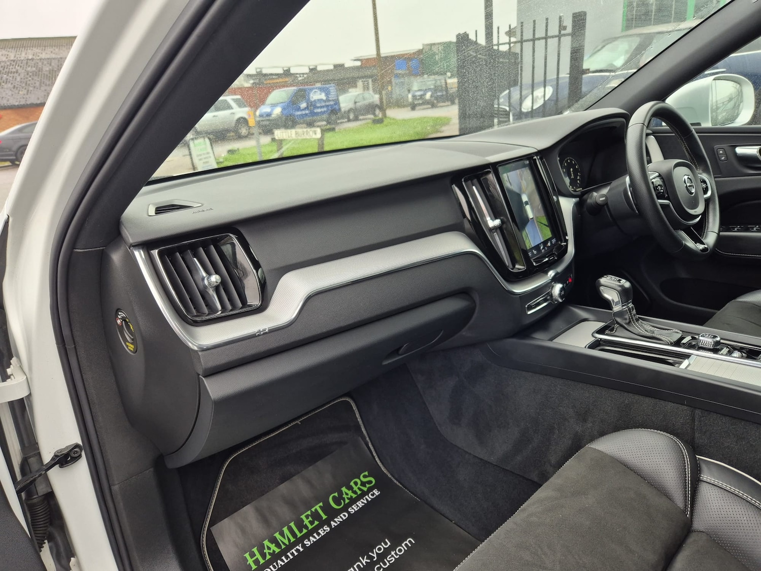 Used Volvo XC60 2018 for sale - 76792437: Photo 15