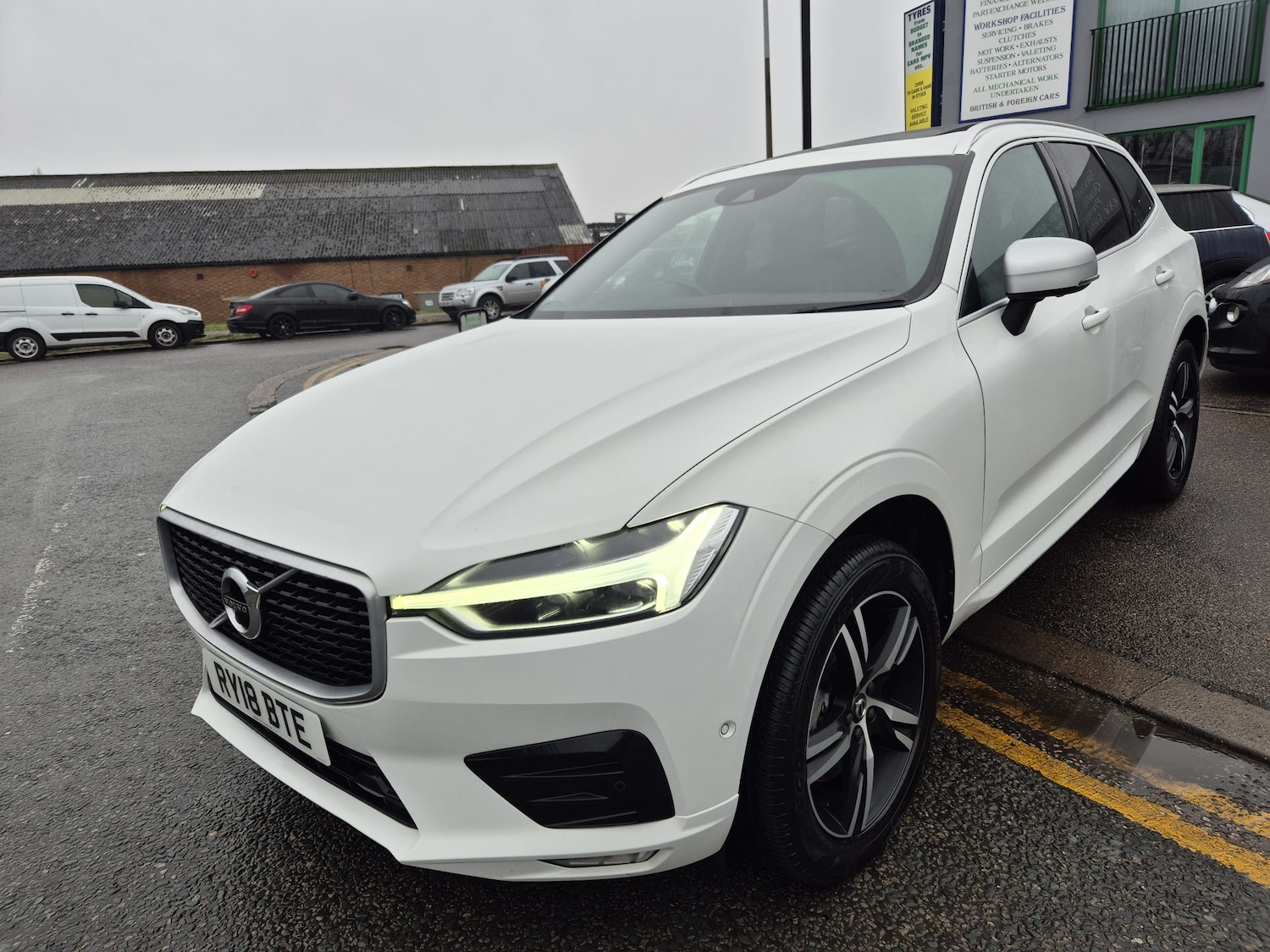 Used Volvo XC60 2018 for sale - 76792437: Photo 33