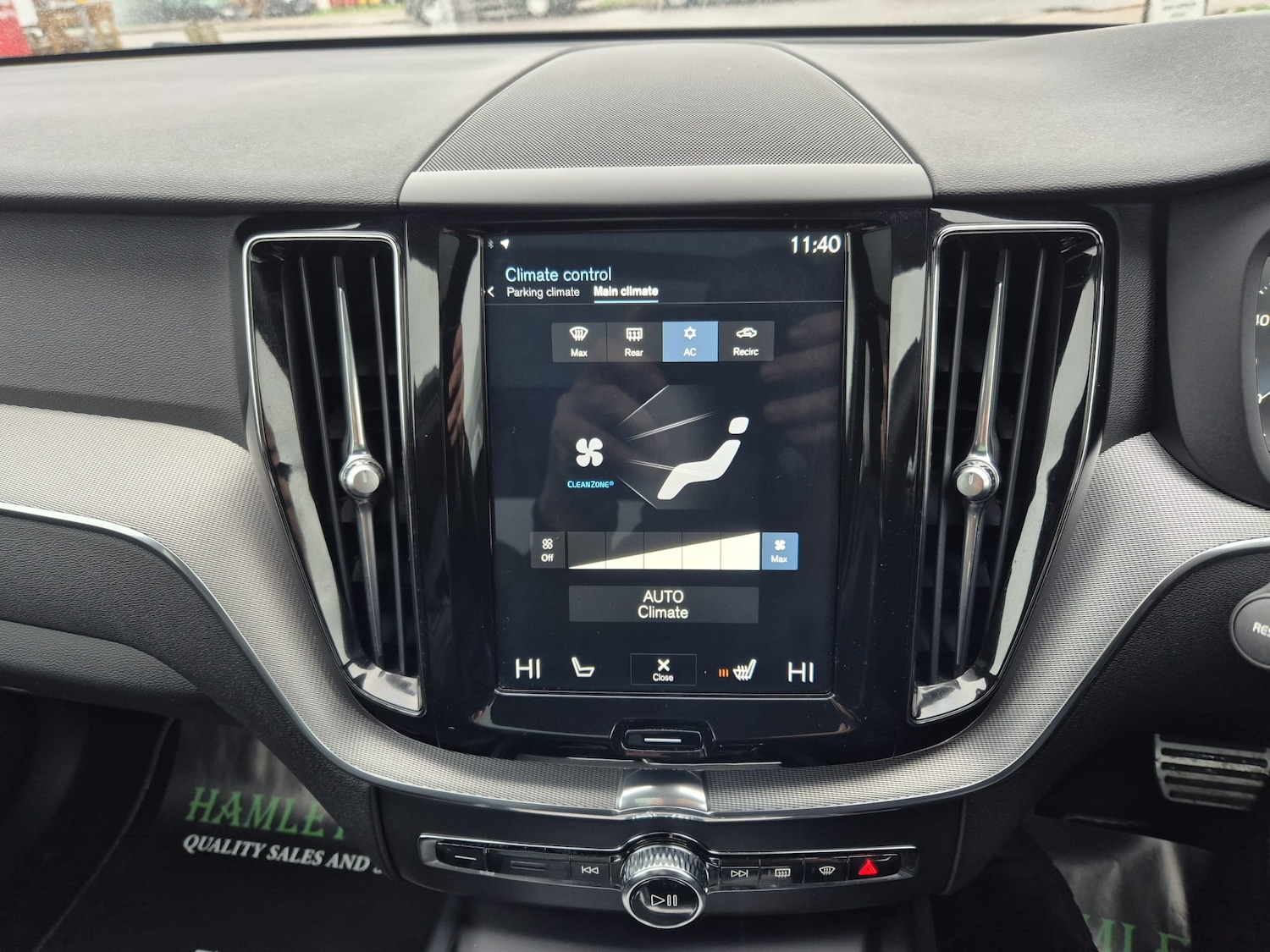 Used Volvo XC60 2018 for sale - 76792437: Photo 9