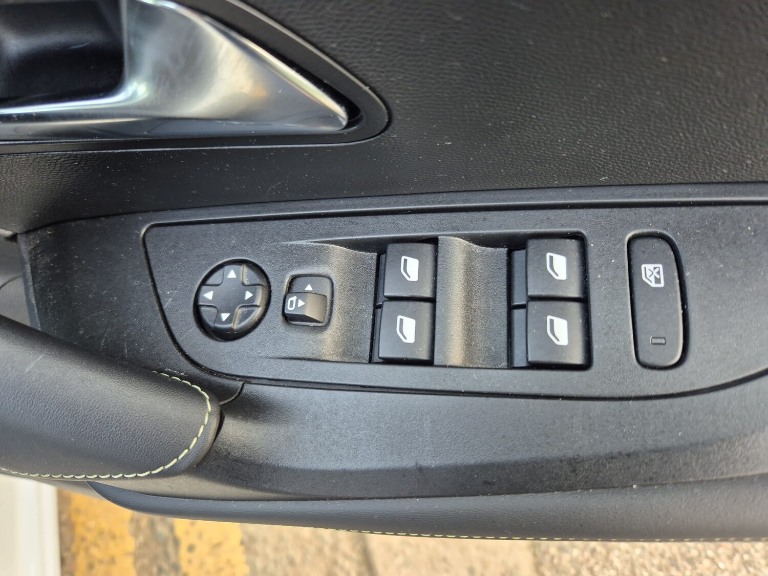 Used Peugeot 2008 2022 for sale - 77593246: Photo 13