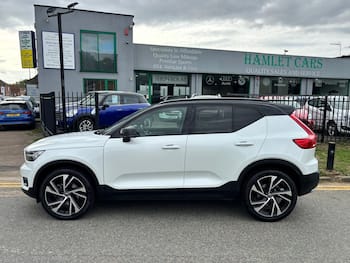 Used Volvo XC40 2018 for sale - 79765589: Photo