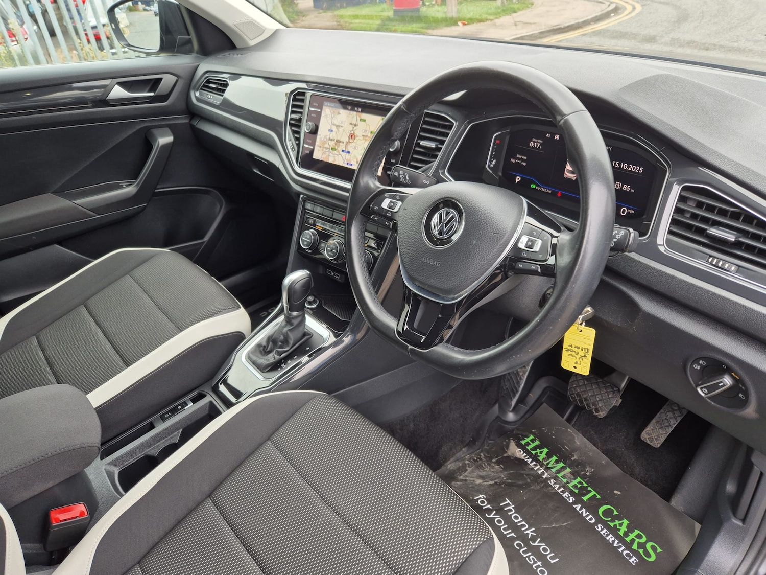 Used Volkswagen T-Roc 2018 for sale - 76232302: Photo 10