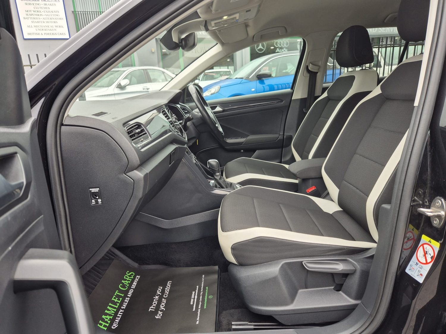 Used Volkswagen T-Roc 2018 for sale - 76232302: Photo 11