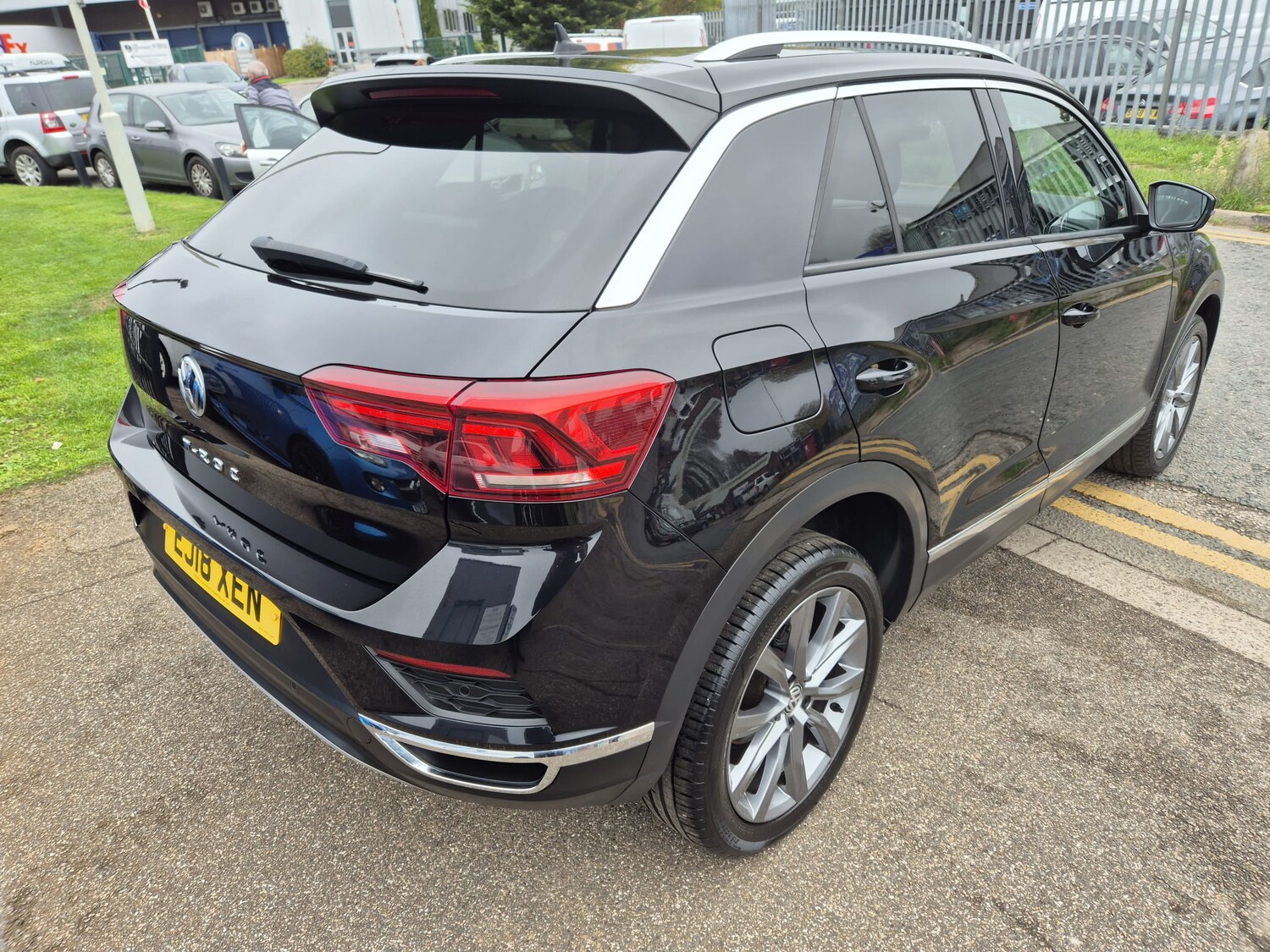Used Volkswagen T-Roc 2018 for sale - 76232302: Photo 21