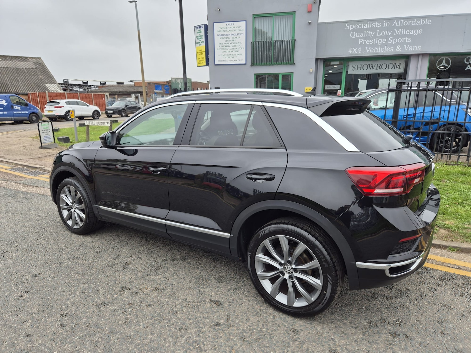 Used Volkswagen T-Roc 2018 for sale - 76232302: Photo 25