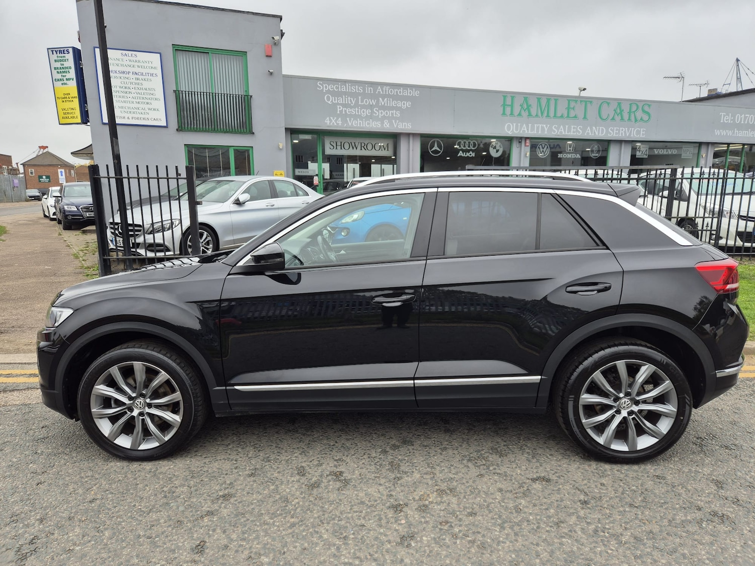 Used Volkswagen T-Roc 2018 for sale - 76232302: Photo 4