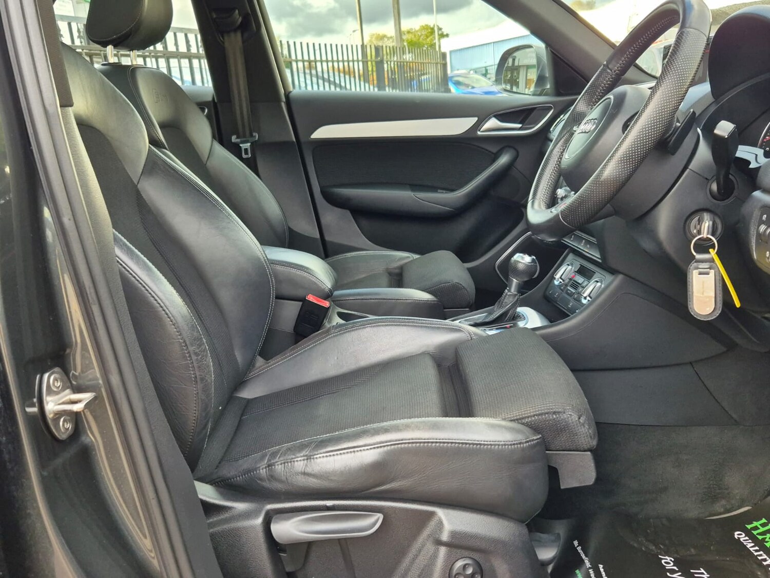 Used Audi Q3 2014 for sale - 76542237: Photo 12