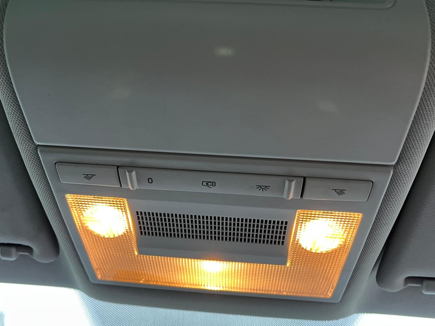 Used Volkswagen Polo 2014 for sale - 76697809: Photo 13