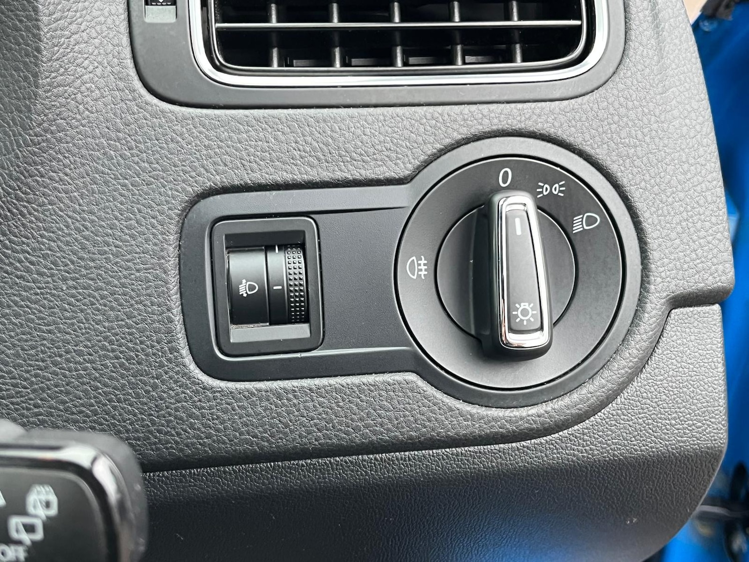 Used Volkswagen Polo 2014 for sale - 76697809: Photo 14