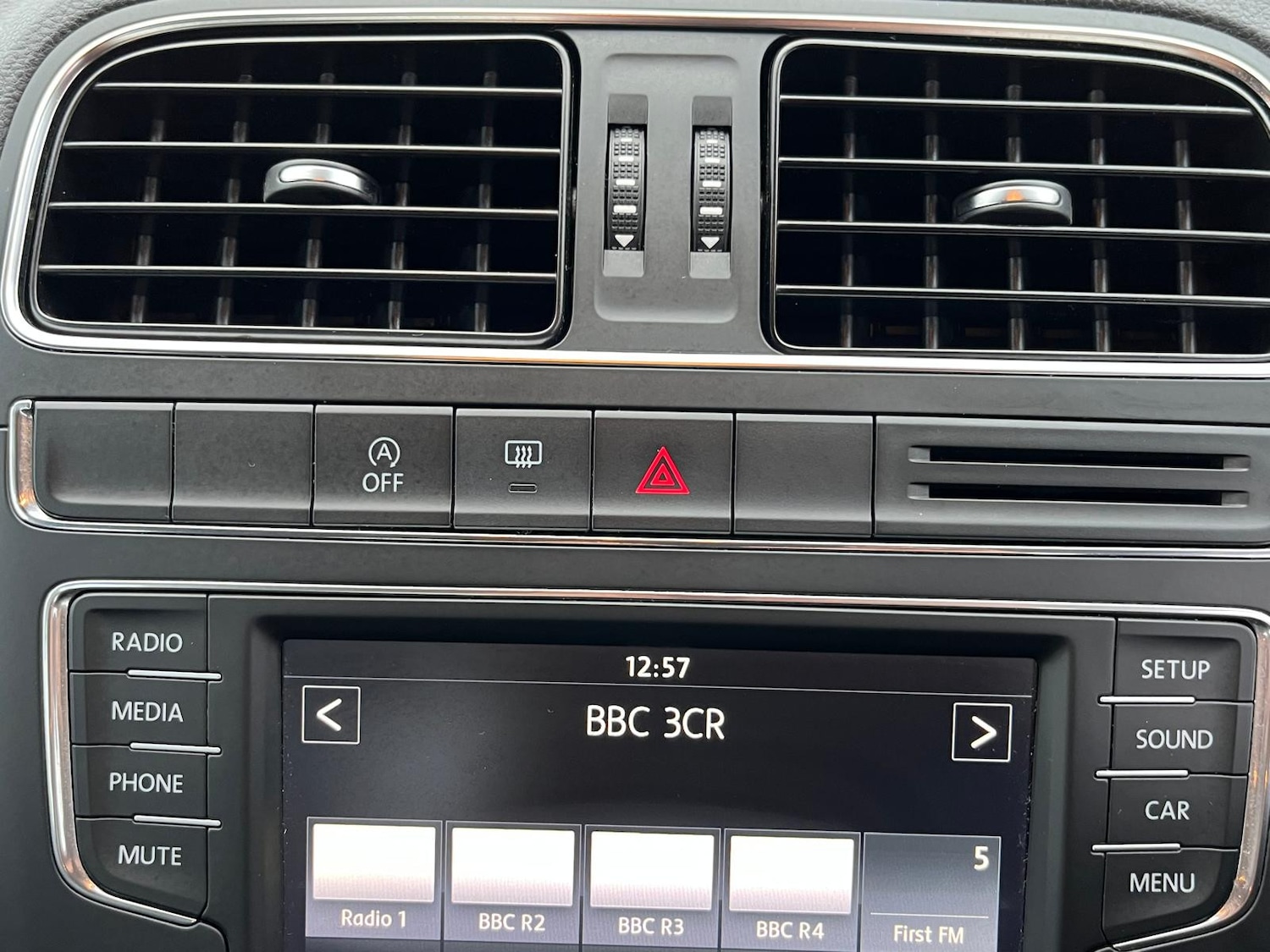 Used Volkswagen Polo 2014 for sale - 76697809: Photo 8