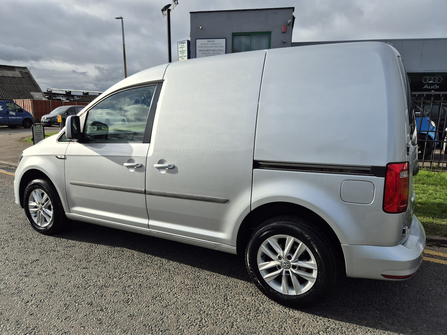Used Volkswagen Caddy 2018 for sale - 76357841: Photo 17