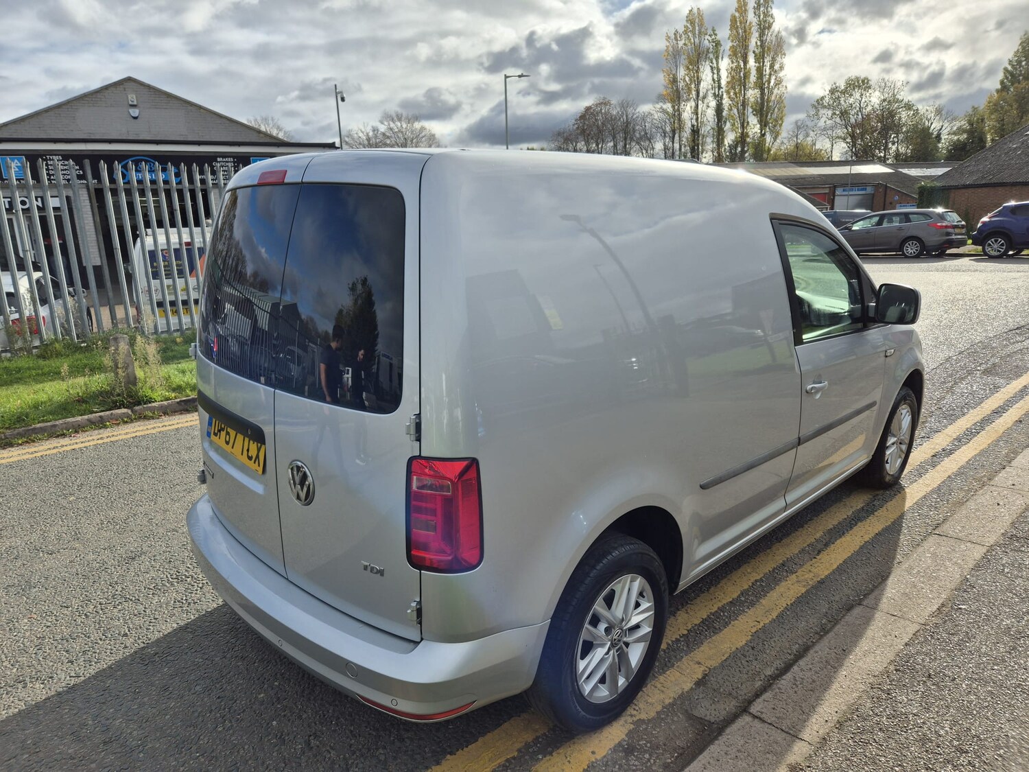 Used Volkswagen Caddy 2018 for sale - 76357841: Photo 18