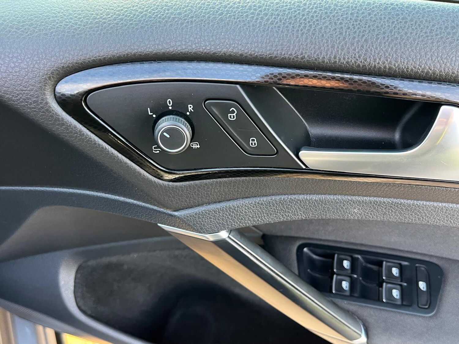 Used Volkswagen Golf 2016 for sale - 76616900: Photo 17