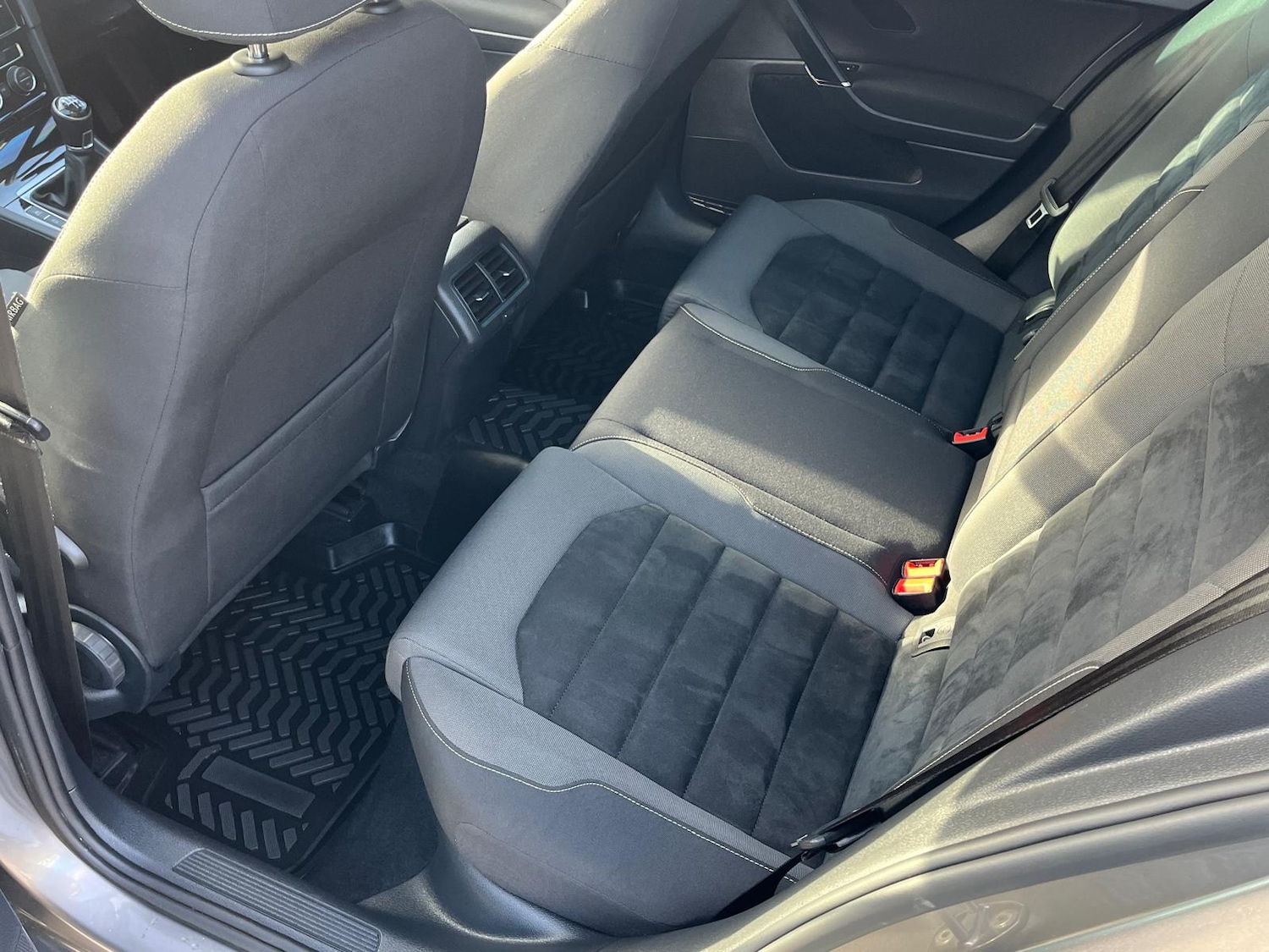 Used Volkswagen Golf 2016 for sale - 76616900: Photo 21