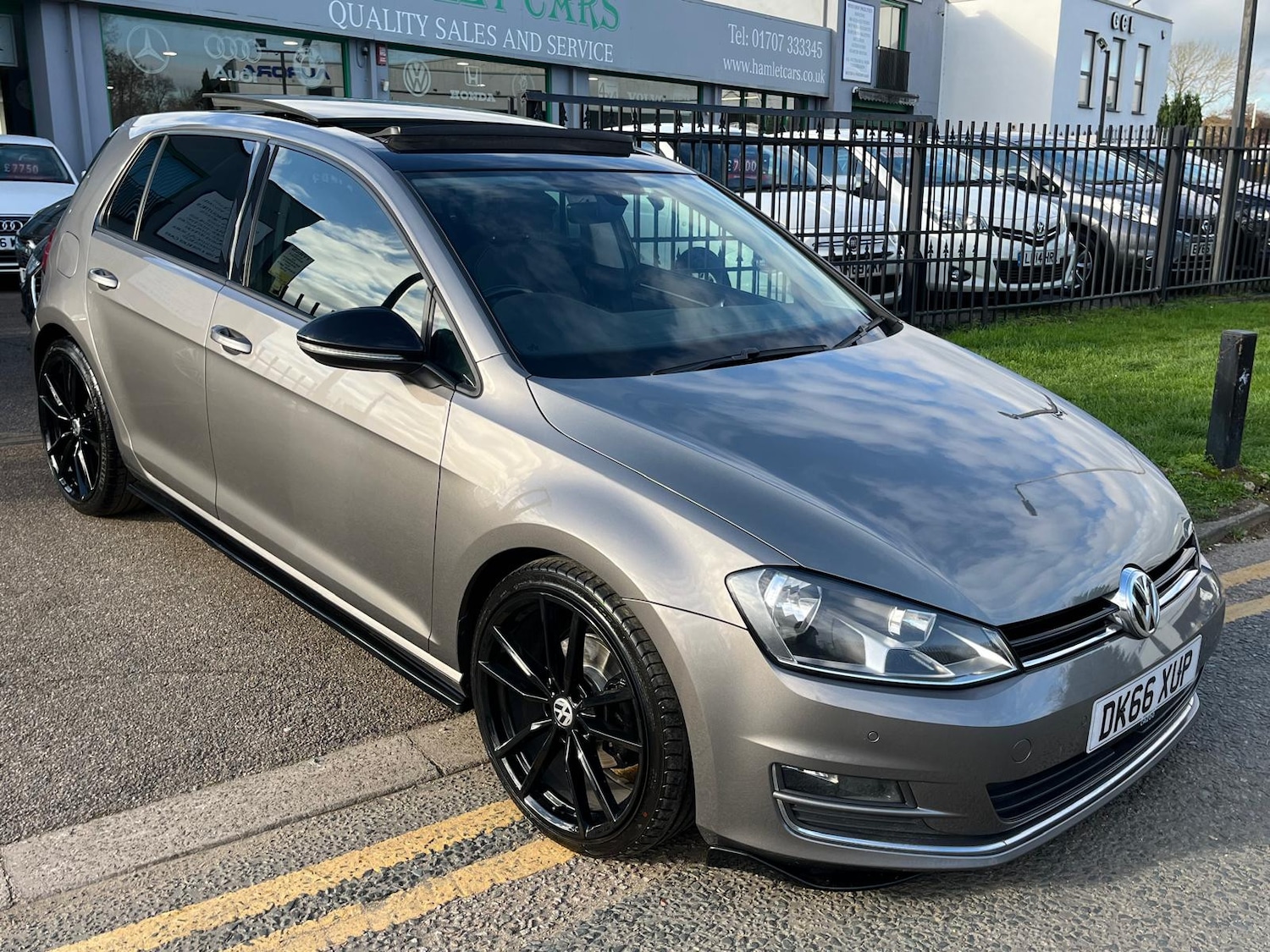 Used Volkswagen Golf 2016 for sale - 76616900: Photo 33