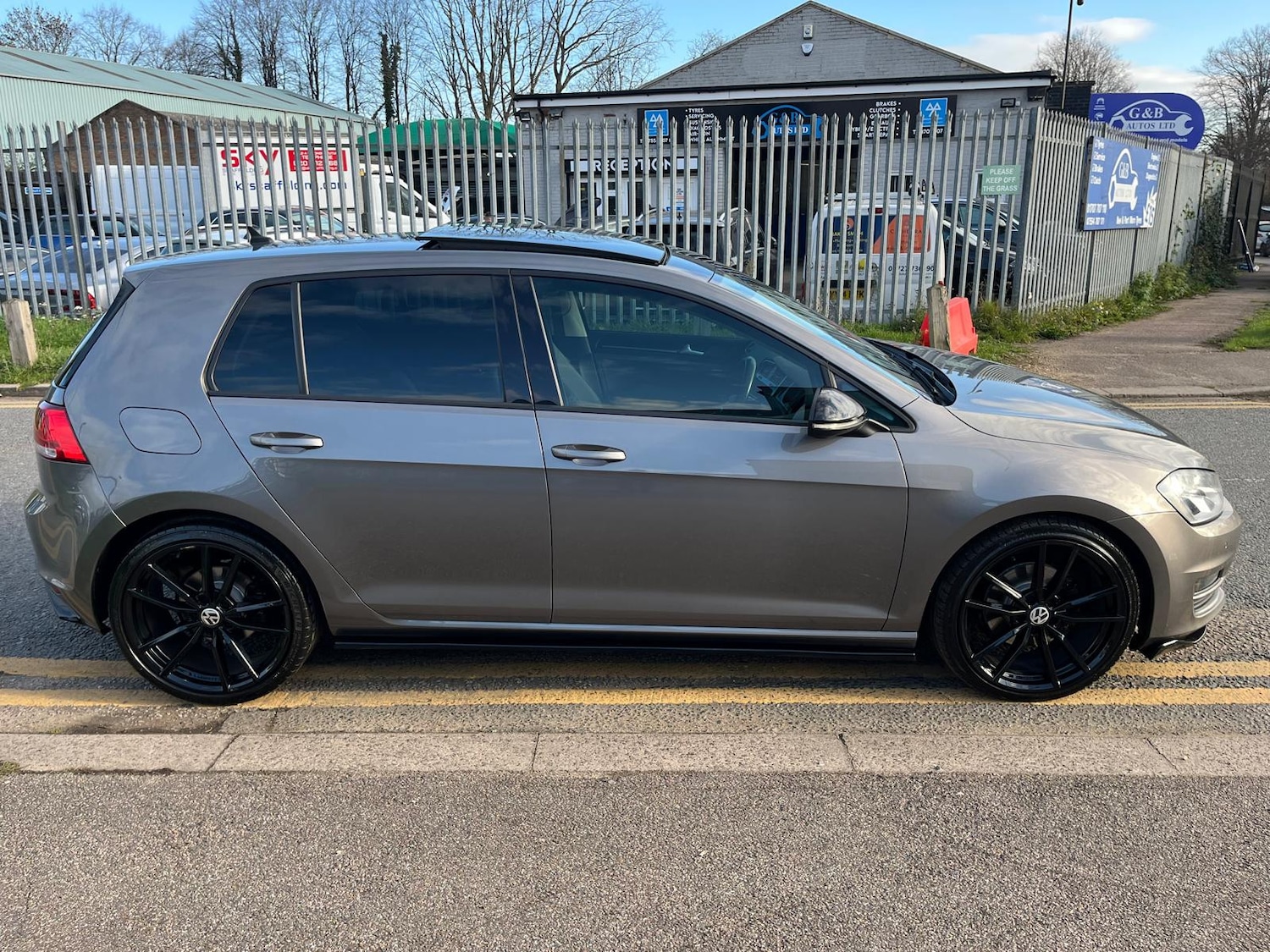 Used Volkswagen Golf 2016 for sale - 76616900: Photo 34