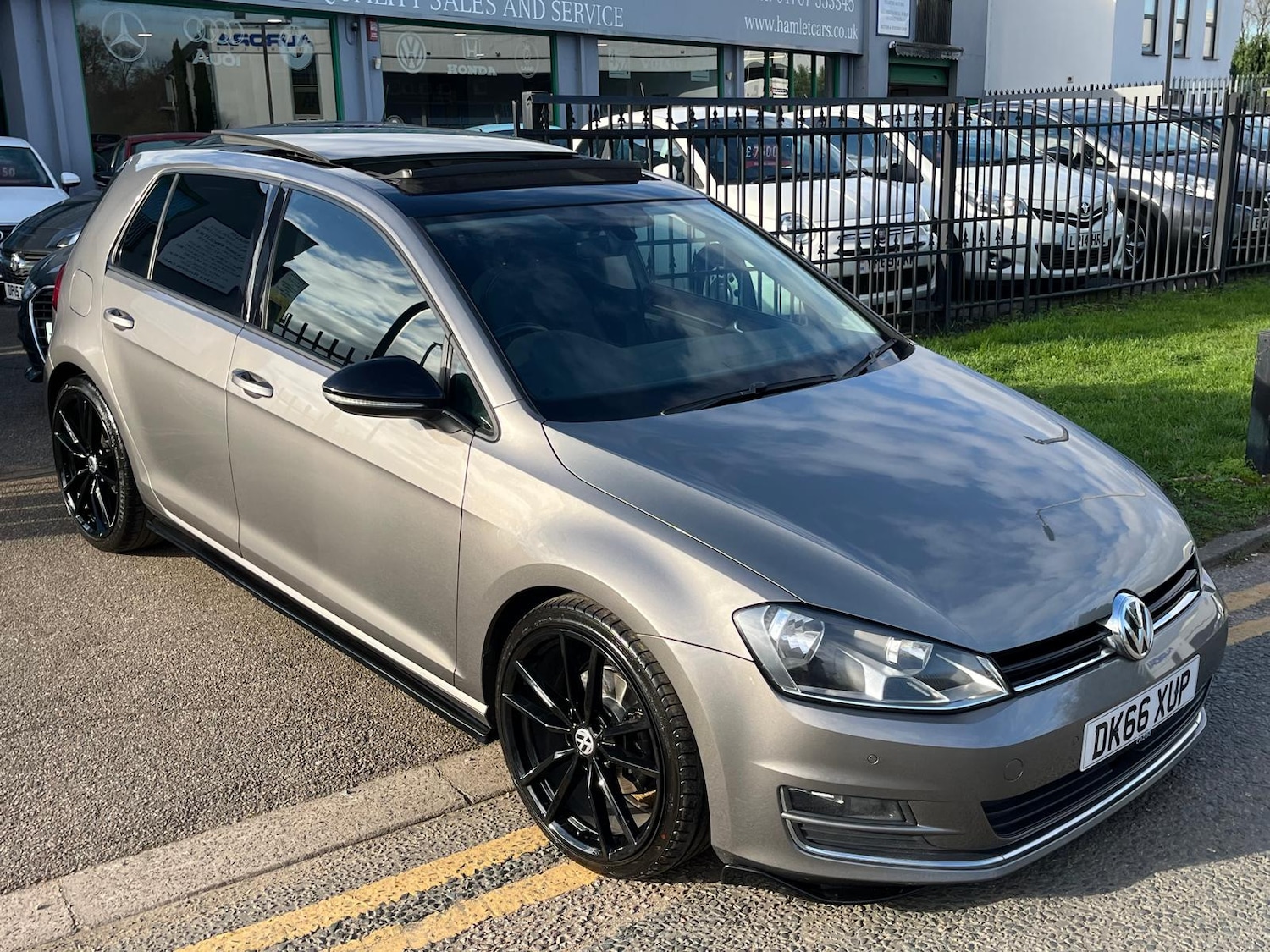 Used Volkswagen Golf 2016 for sale - 76616900: Photo 35