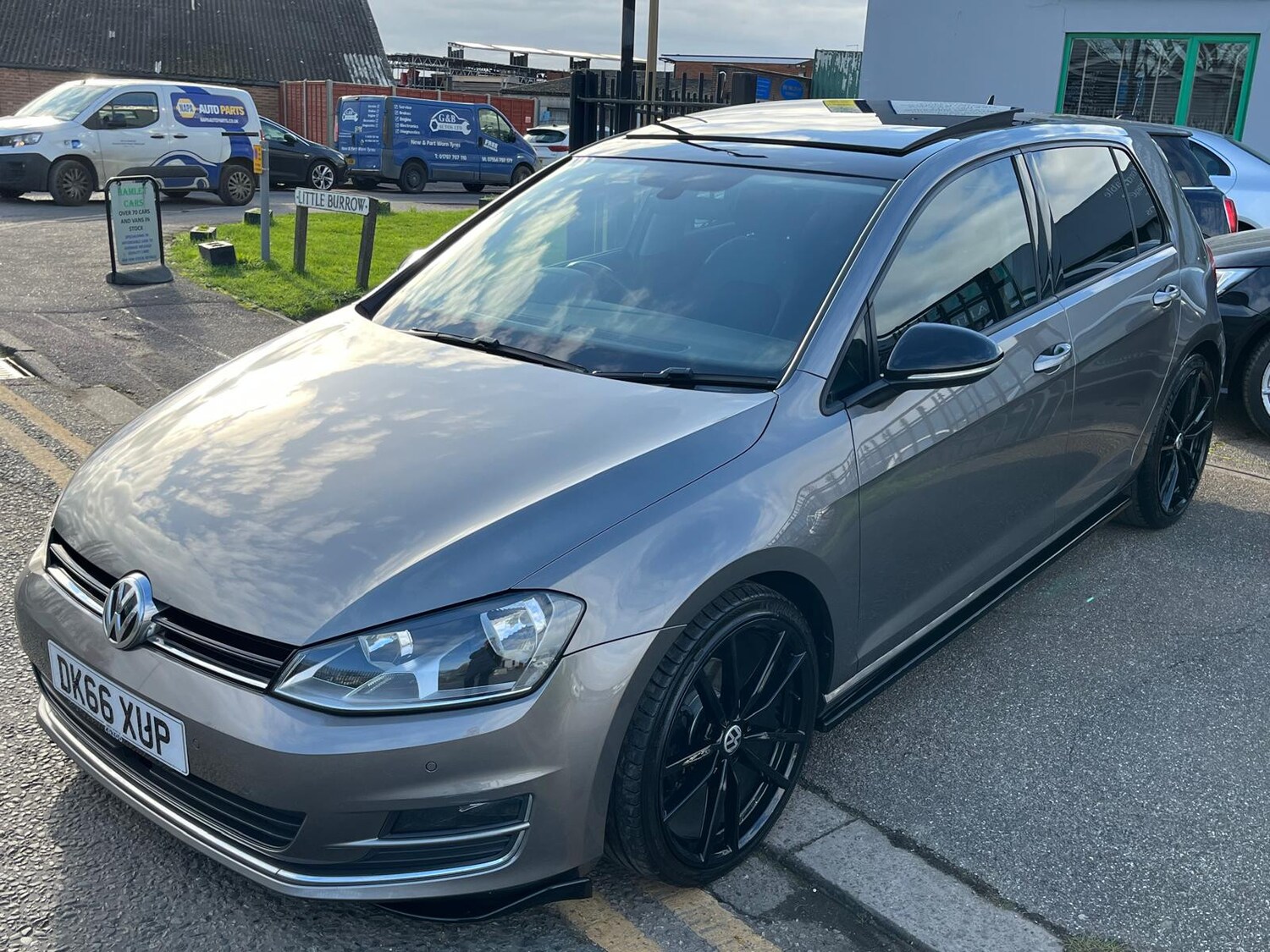 Used Volkswagen Golf 2016 for sale - 76616900: Photo 5