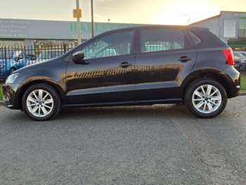 Used Volkswagen Polo 2015 for sale - 74200195: Photo