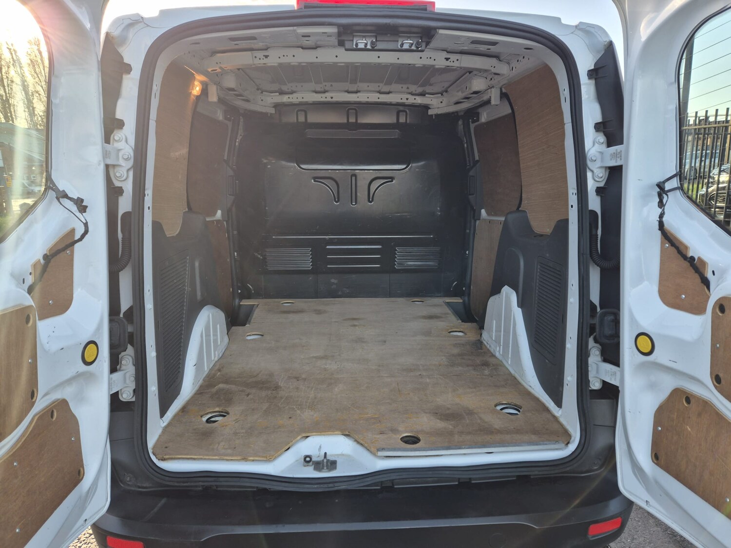 Used Ford Transit Connect 2019 for sale - 77570943: Photo 11