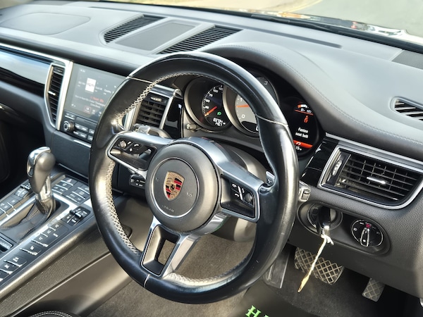 Used Porsche Macan 2017 for sale - 76187000: Photo 14