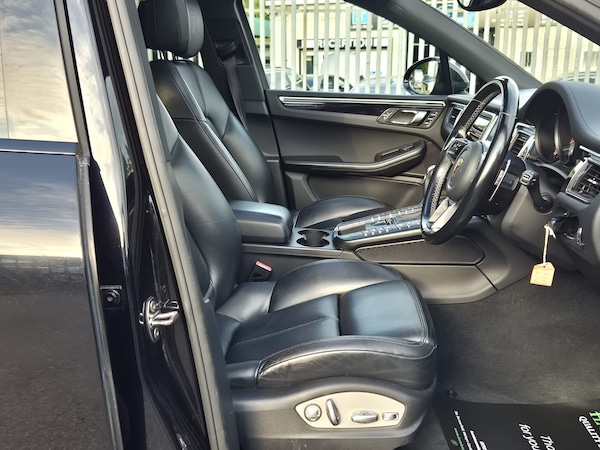Used Porsche Macan 2017 for sale - 76187000: Photo 15
