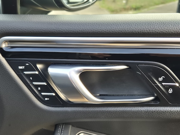 Used Porsche Macan 2017 for sale - 76187000: Photo 16