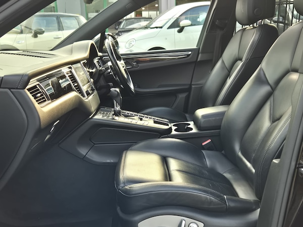 Used Porsche Macan 2017 for sale - 76187000: Photo 18