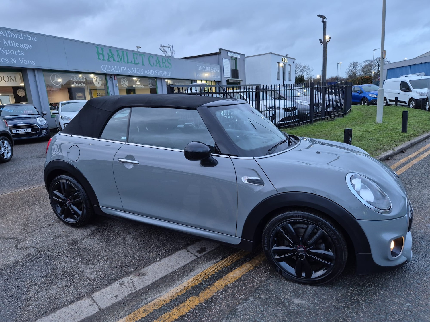 Used MINI Convertible 2018 for sale - 77327293: Photo 17