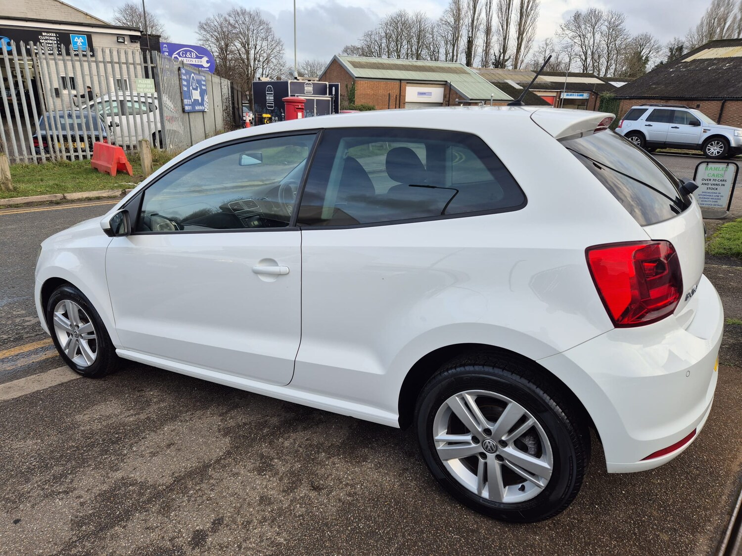 Used Volkswagen Polo 2016 for sale - 77262840: Photo 20