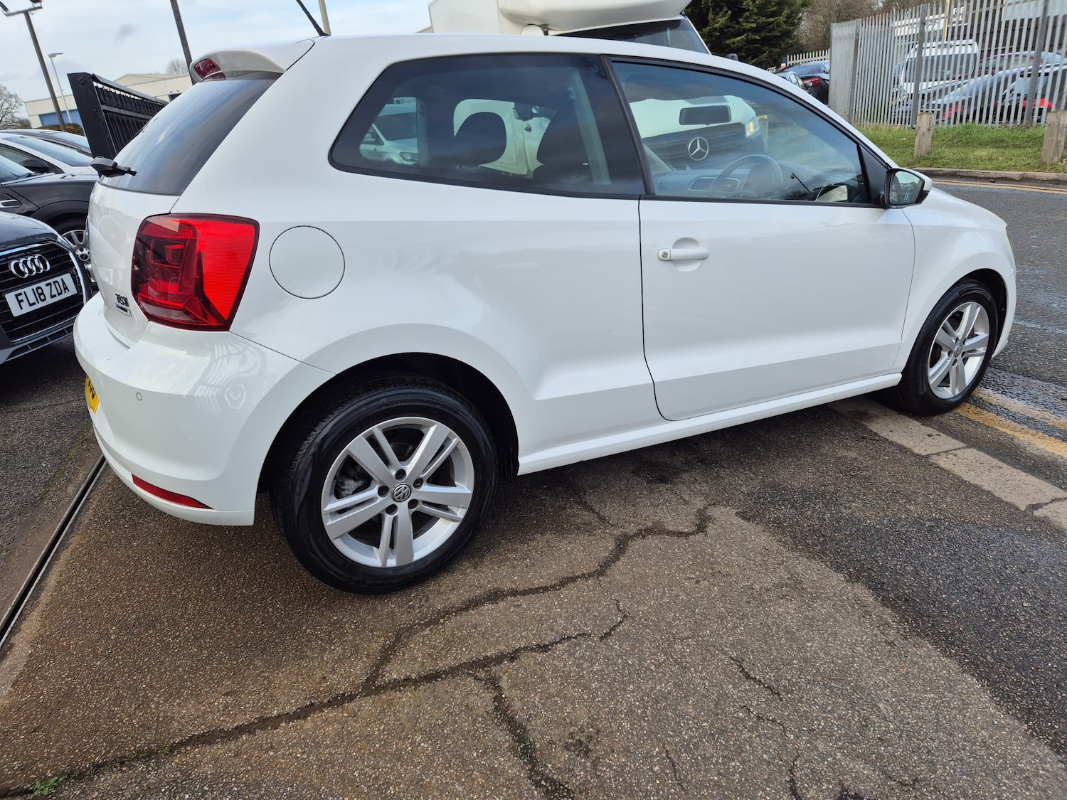 Used Volkswagen Polo 2016 for sale - 77262840: Photo 21