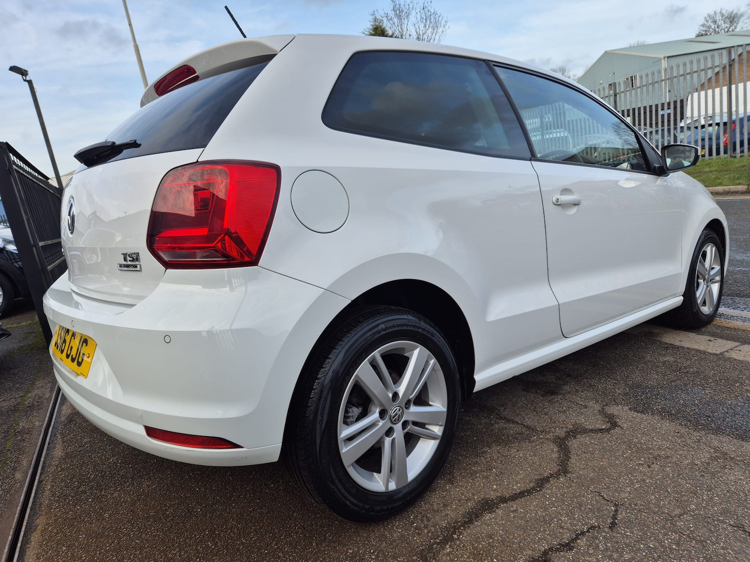 Used Volkswagen Polo 2016 for sale - 77262840: Photo 23