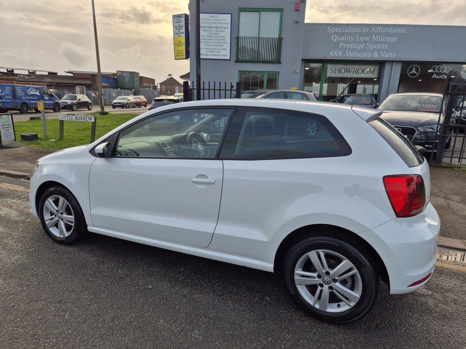 Used Volkswagen Polo 2016 for sale - 77262840: Photo 24