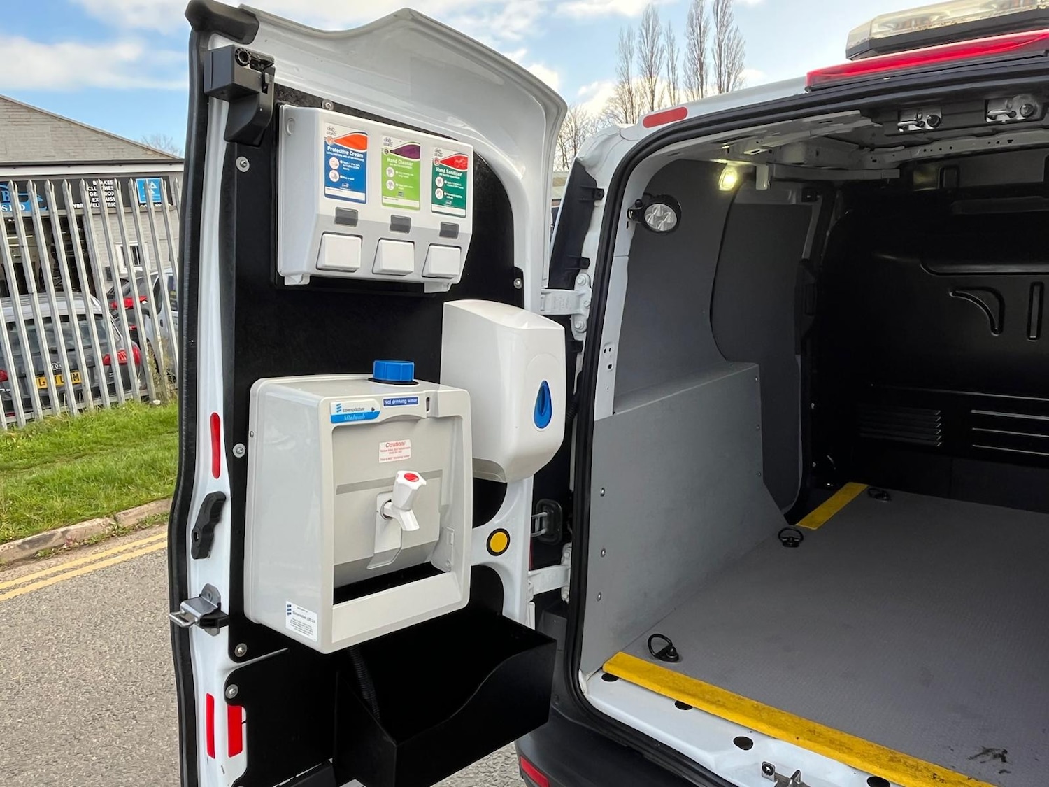 Used Ford Transit Connect 2018 for sale - 76495802: Photo 17