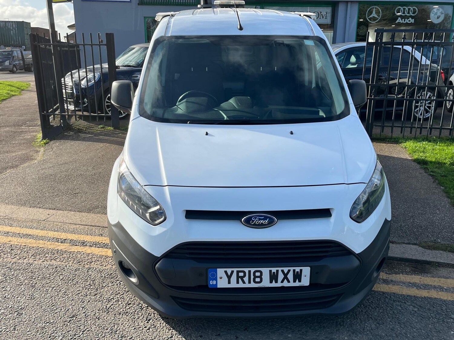 Used Ford Transit Connect 2018 for sale - 76495802: Photo 21