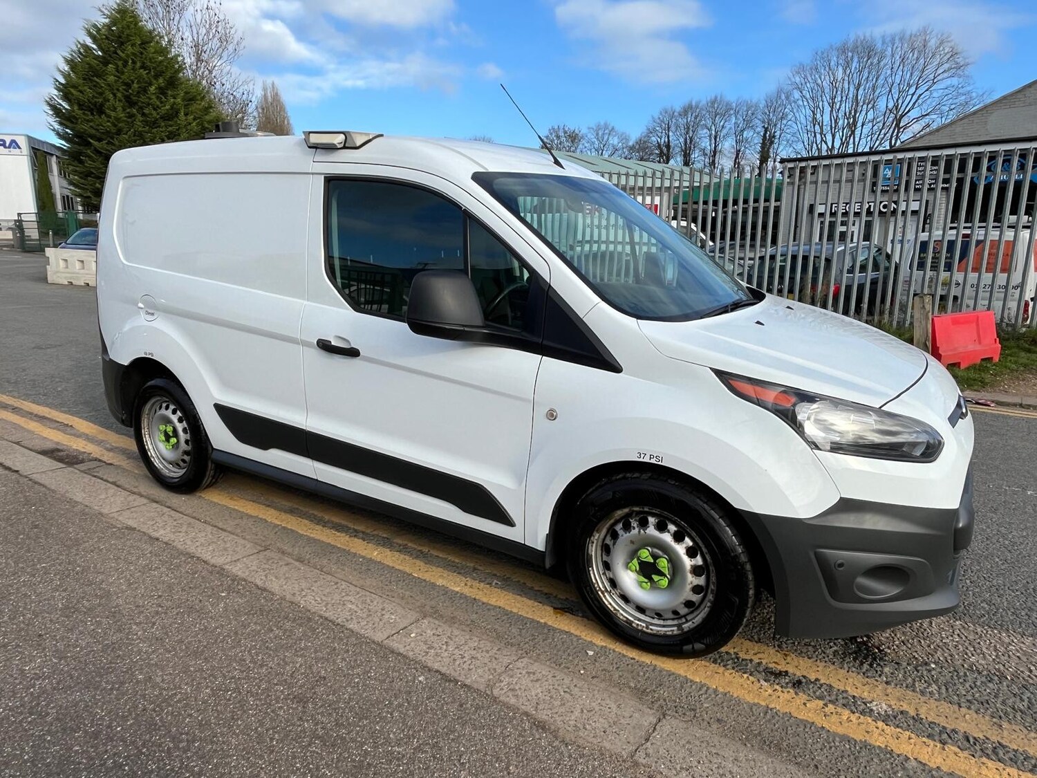 Used Ford Transit Connect 2018 for sale - 76495802: Photo 25
