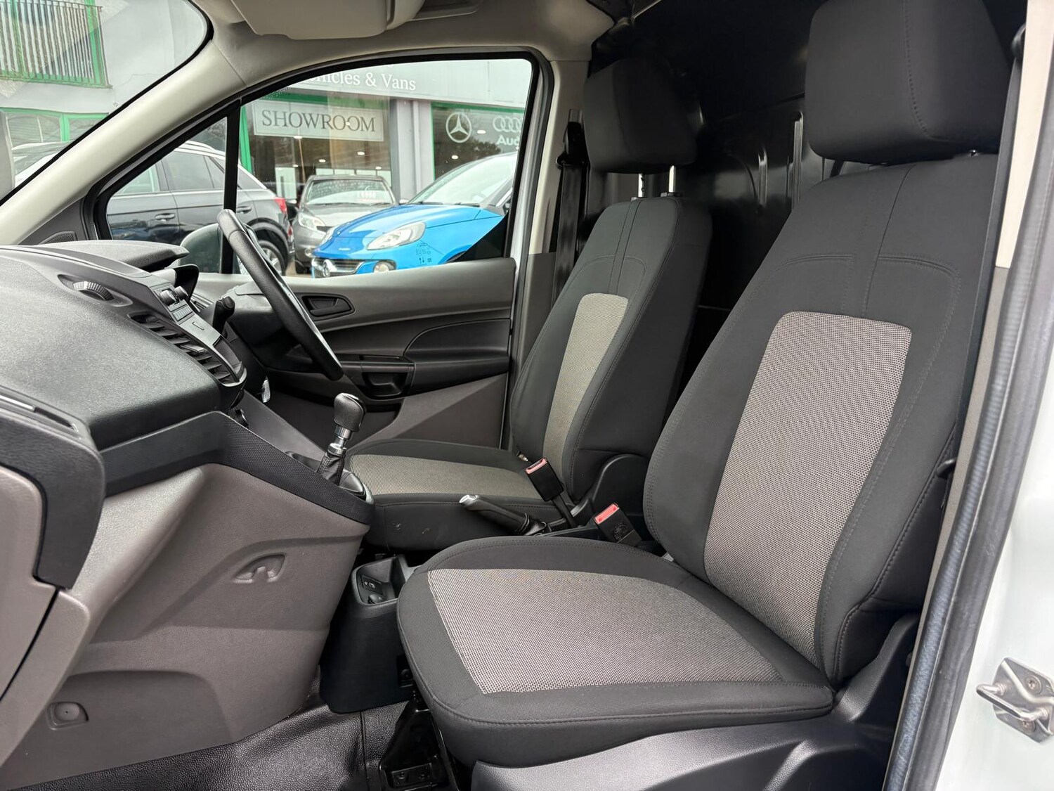 Used Ford Transit Connect 2020 for sale - 76364398: Photo 11