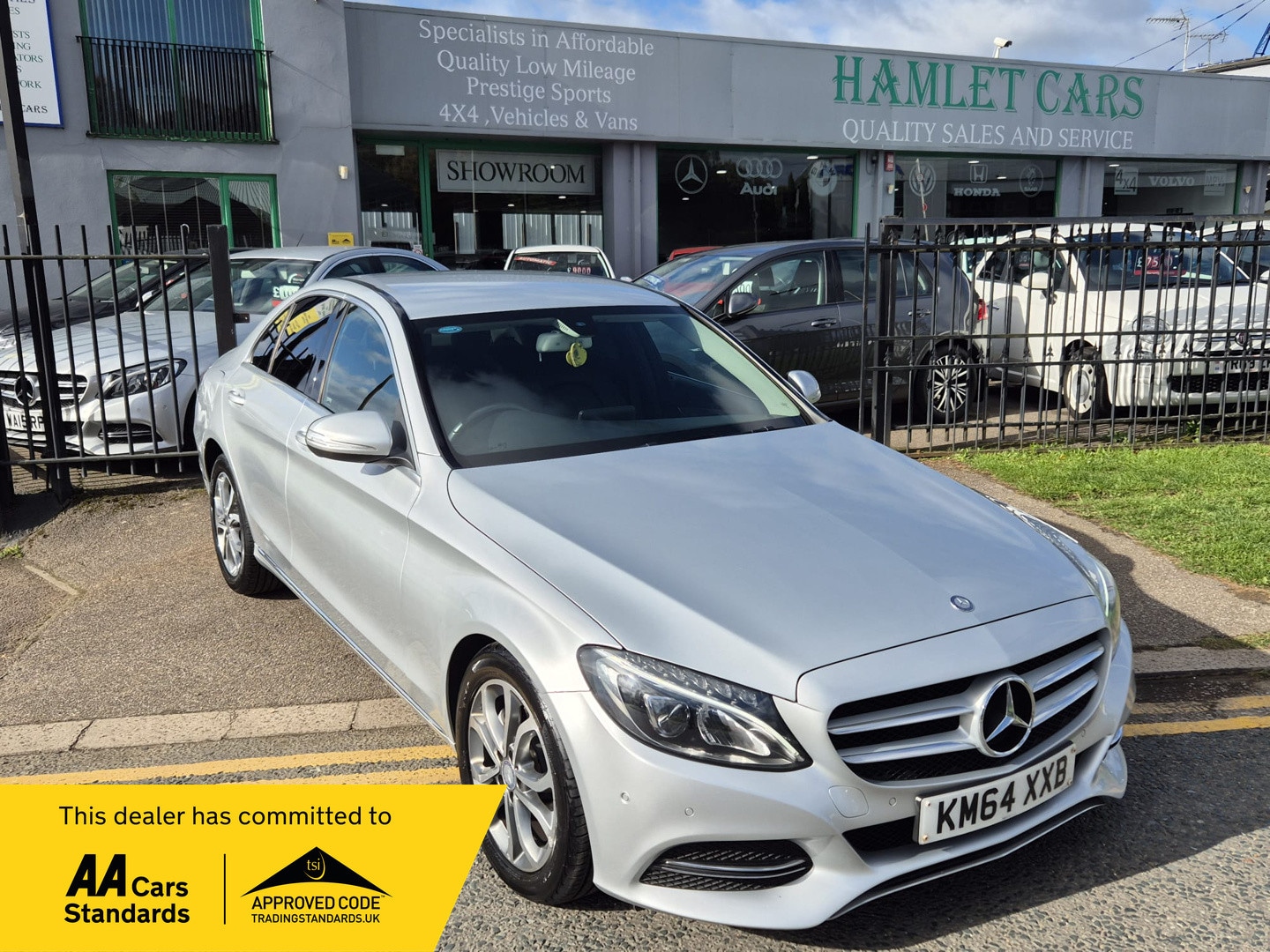 Used Mercedes-Benz C Class 2015 for sale - 76097331: Photo 1