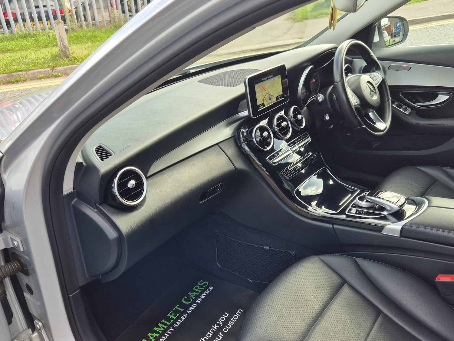 Used Mercedes-Benz C Class 2015 for sale - 76097331: Photo 11