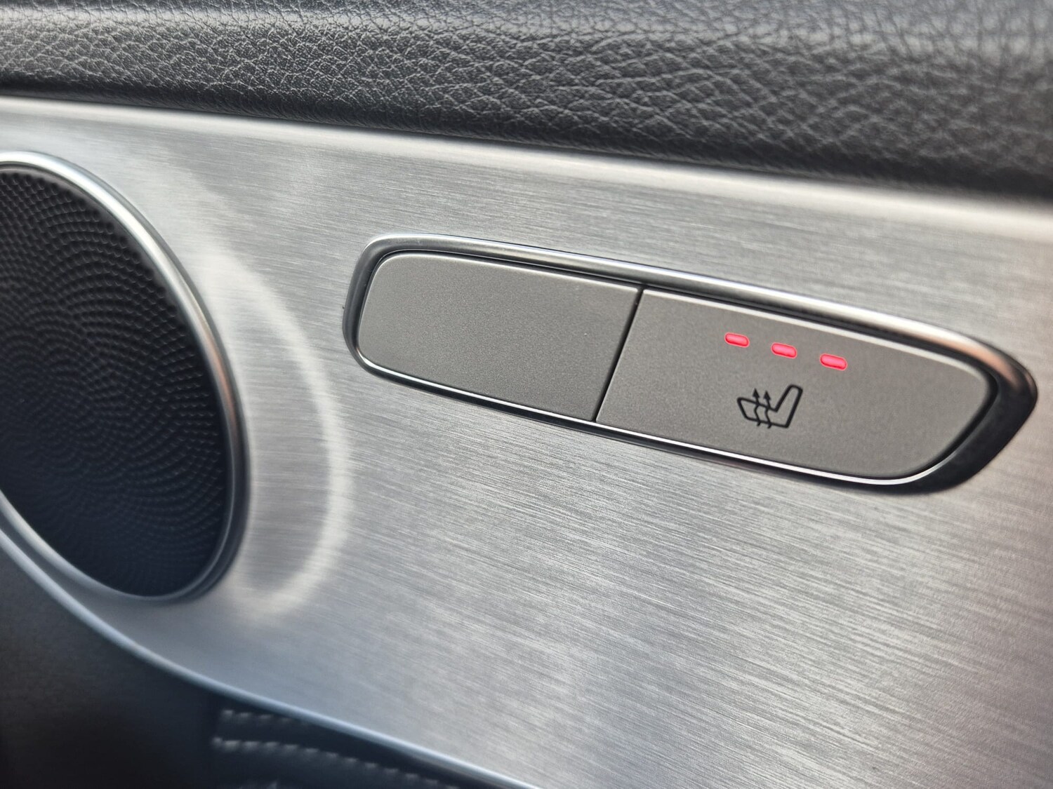 Used Mercedes-Benz C Class 2015 for sale - 76097331: Photo 13