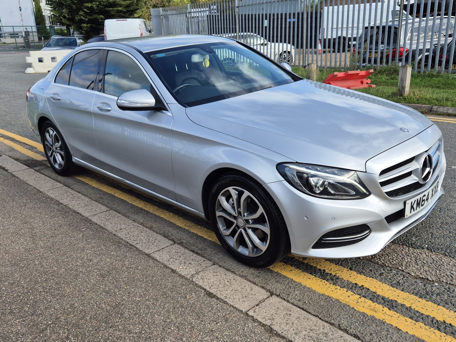 Used Mercedes-Benz C Class 2015 for sale - 76097331: Photo 22