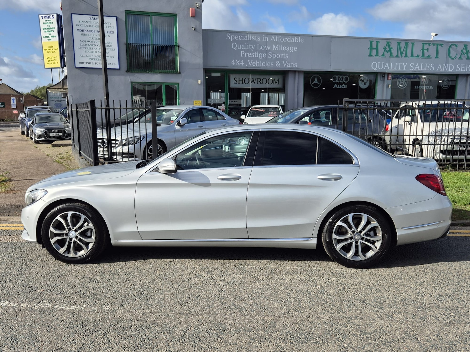 Used Mercedes-Benz C Class 2015 for sale - 76097331: Photo 4