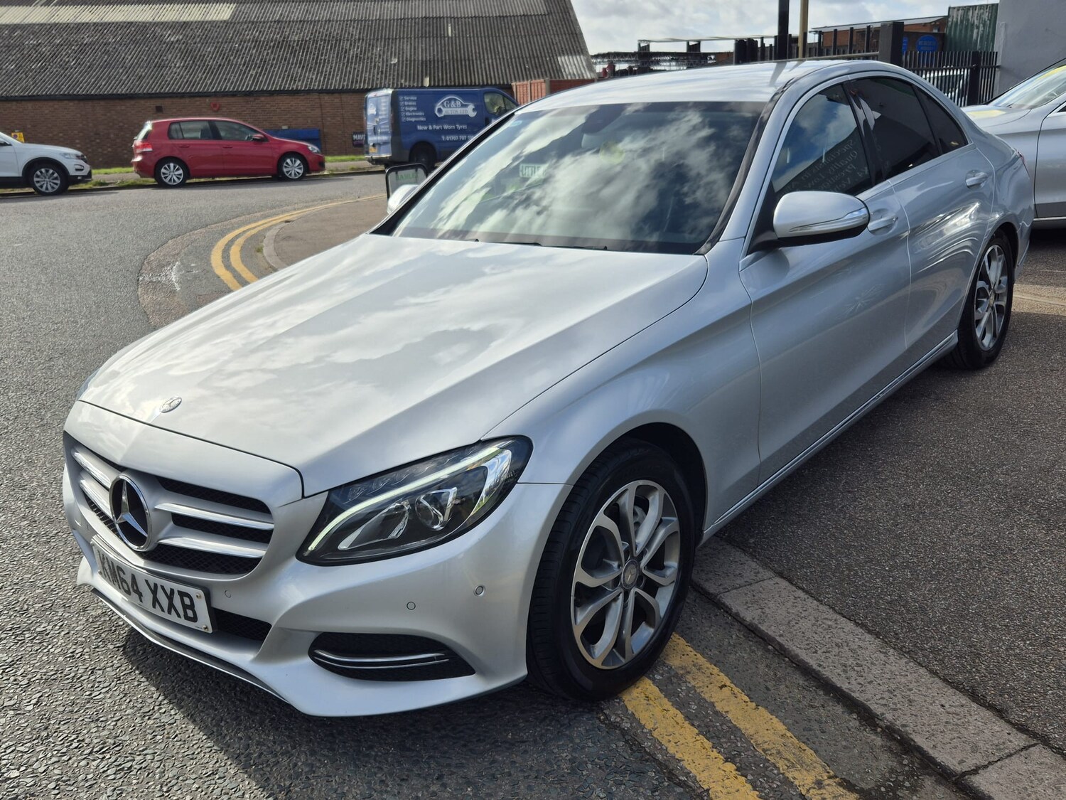 Used Mercedes-Benz C Class 2015 for sale - 76097331: Photo 5