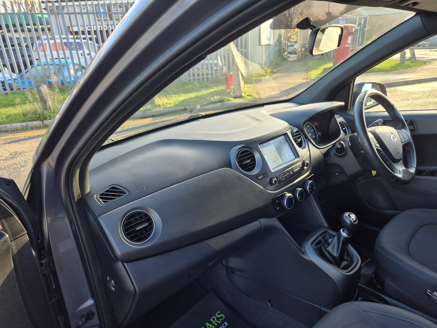 Used Hyundai i10 2018 for sale - 76391927: Photo 10